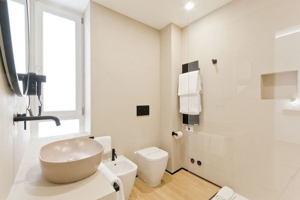 Borgo Centrale Rooms Comfort Double or Twin Room, 1 King Bed with Sofa bed, Non Smoking, Courtyard View 8