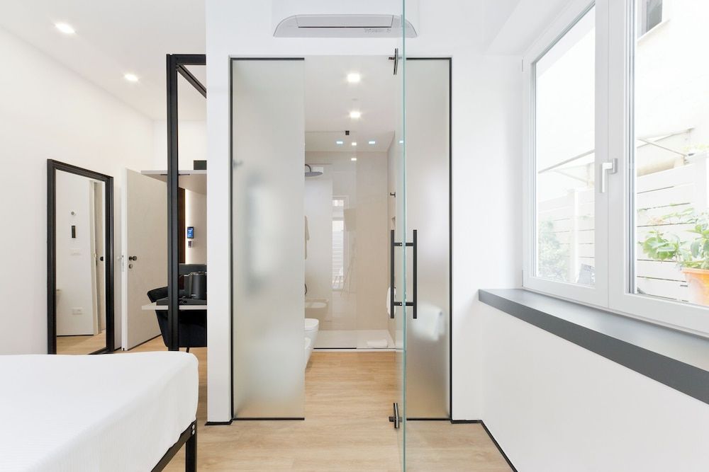 Borgo Centrale Rooms Deluxe Double or Twin Room, 1 King Bed, Non Smoking, Garden View 8