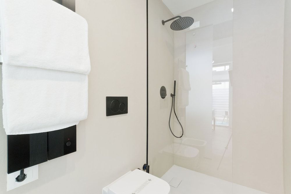 Borgo Centrale Rooms Deluxe Double or Twin Room, 1 King Bed, Non Smoking, Garden View 14