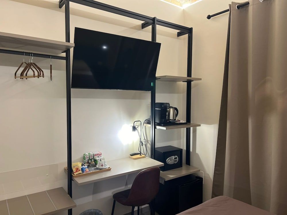 Pescaramare Comfort Double or Twin Room, 1 Queen Bed, Balcony, City View 17