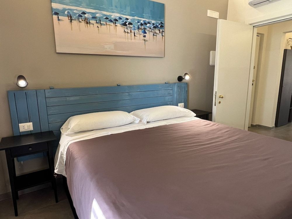 Pescaramare Comfort Double or Twin Room, 1 Queen Bed, Balcony, City View 12