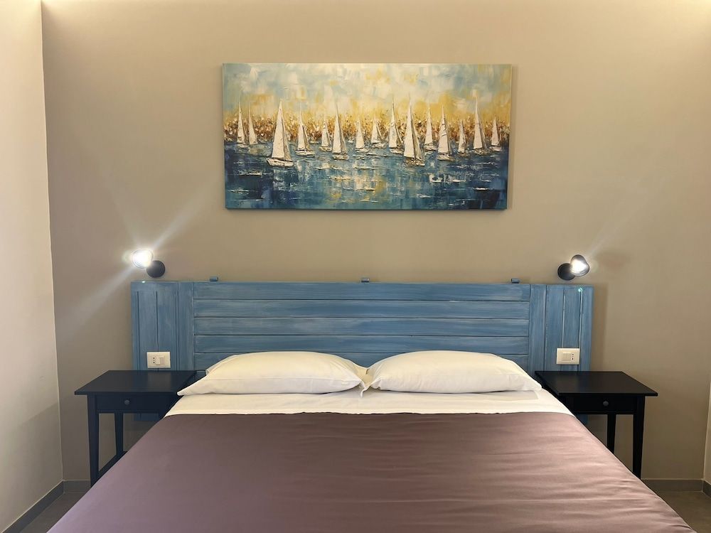 Pescaramare Comfort Double or Twin Room, 1 Queen Bed, Balcony, City View 9