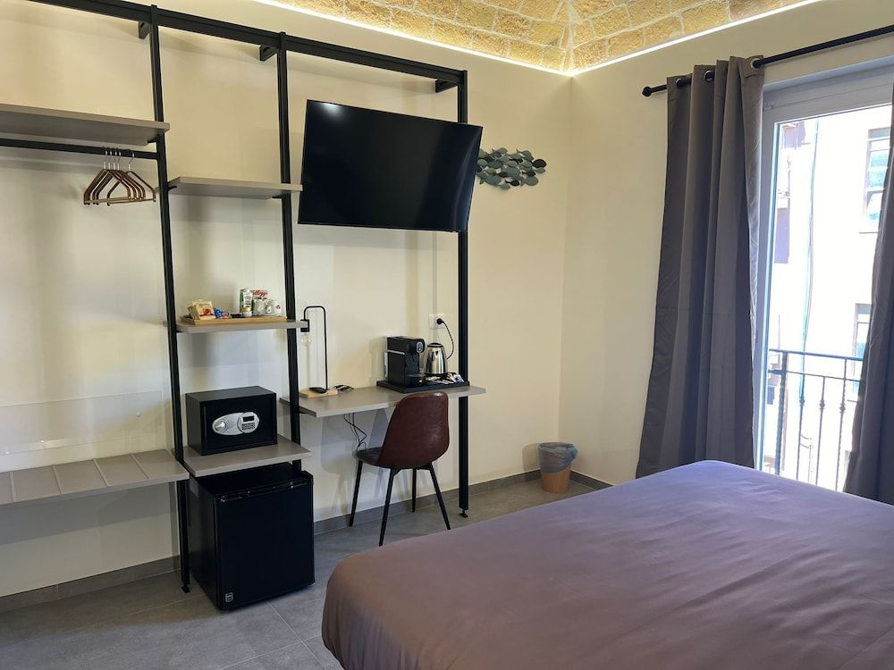 Pescaramare Comfort Double or Twin Room, 1 Queen Bed, Balcony, City View 21