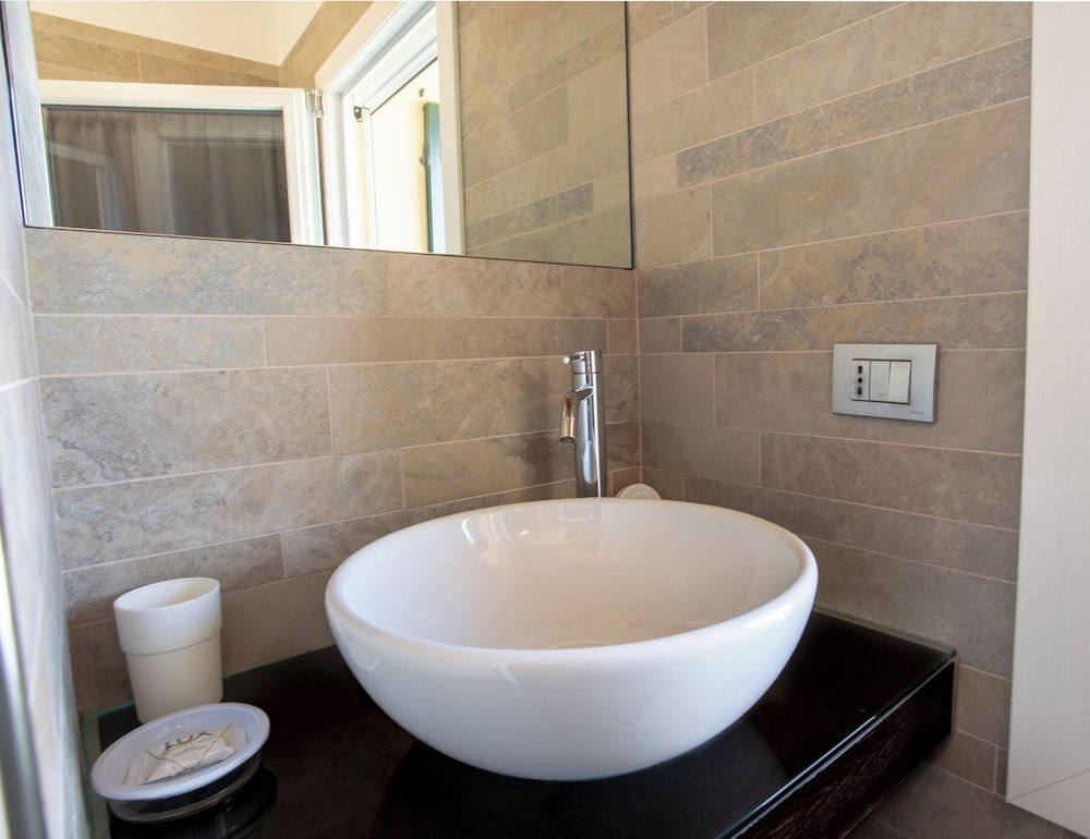 Magrine Castelfranco Veneto Business Single Room, Private Bathroom, Pool View 5