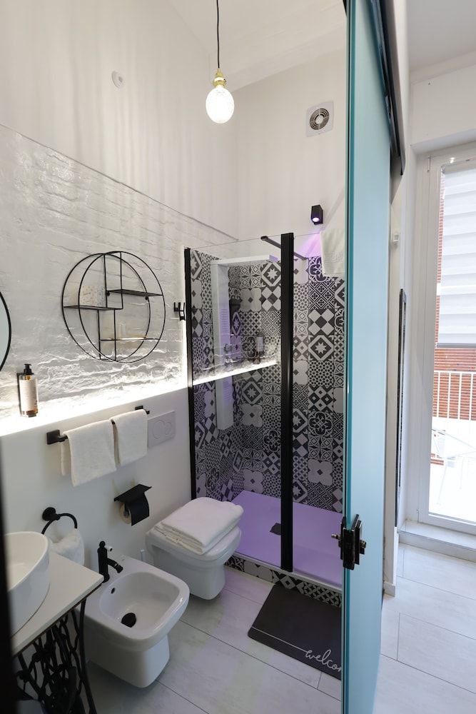 OkHome Comfort Double or Twin Room, 1 Queen Bed, Private Bathroom, City View 27