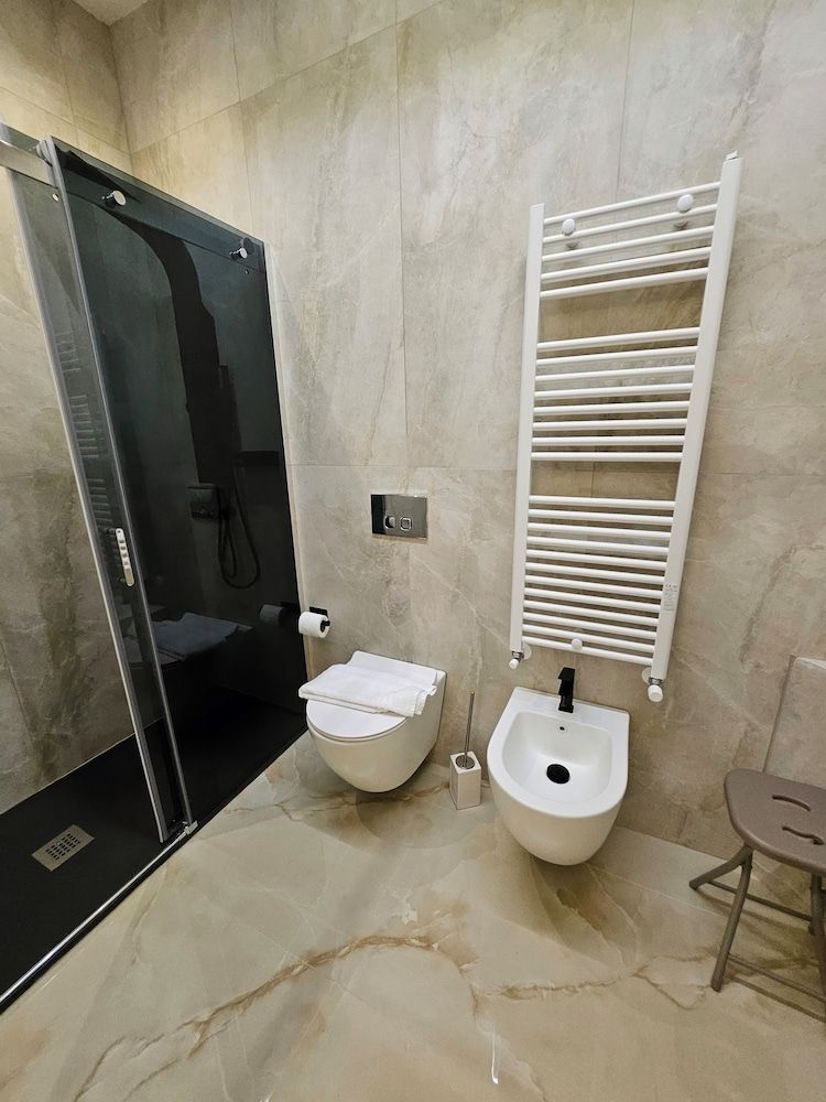 Frem Lord Exclusive Double Room, City View 9