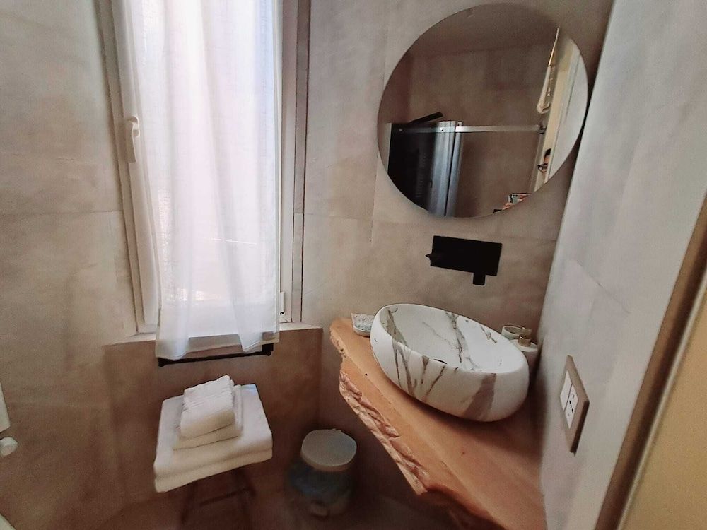 Frem Lord Exclusive Double Room, City View 12