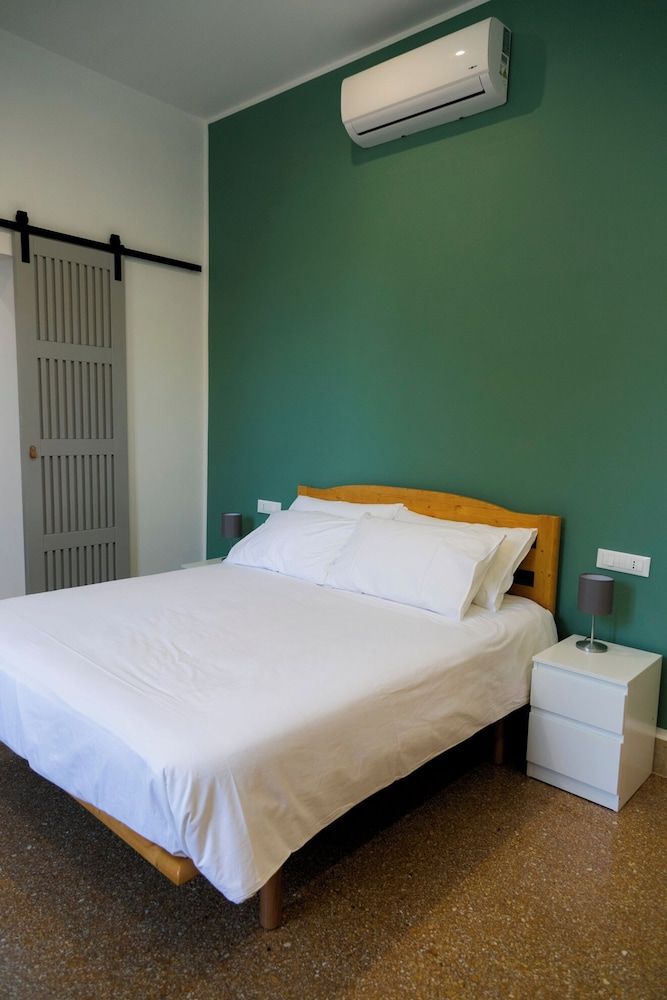 la terrazza Deluxe Quadruple Room, City View 5