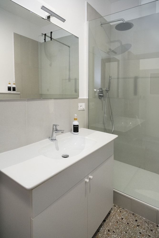 la terrazza Deluxe Triple Room, City View 8