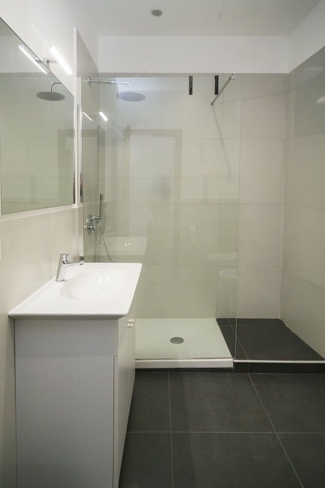 la terrazza Deluxe Quadruple Room, City View 15