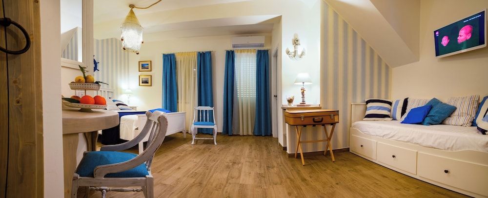 B&B Quattro Torri Family Triple Room 2