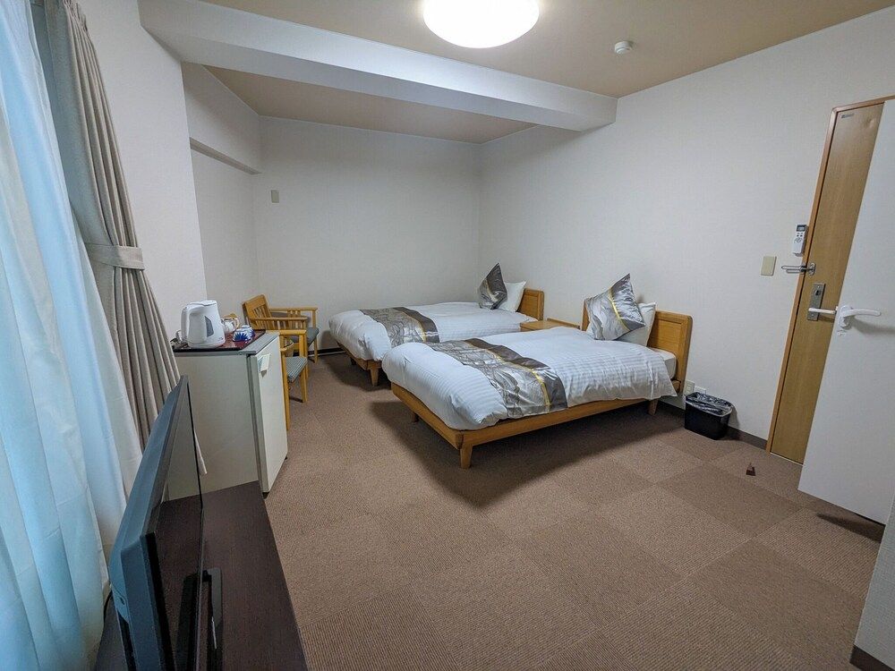 Basic Twin Room, 2 Twin Beds, Non Smoking