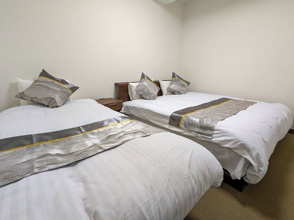 Deluxe Room, 6 Bedrooms, Non Smoking