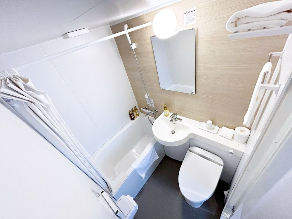 Non-Smoking Semi-Double Room C (Unit Bath)