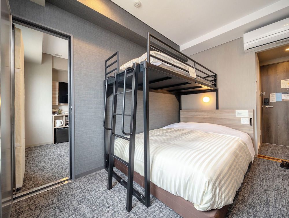 Standard Quadruple Room, Multiple Beds, Non Smoking