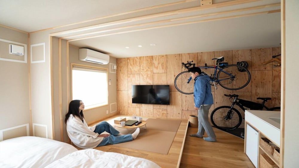 Basic Quadruple Room, Mountain View