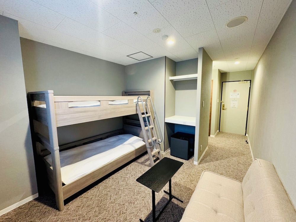 Economy Triple Room