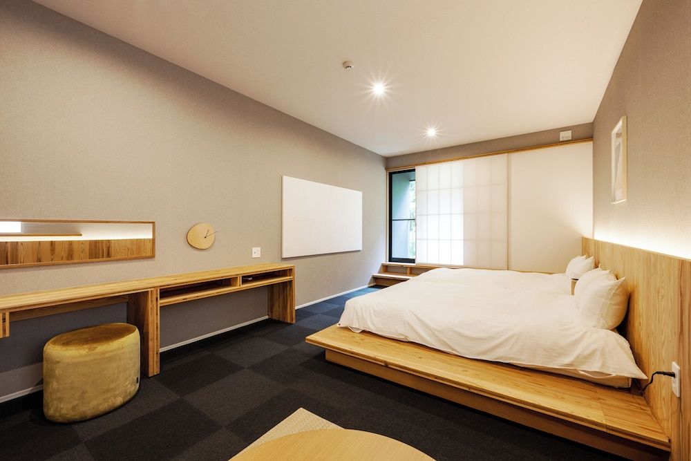 Deluxe Twin Room (Japanese Style)