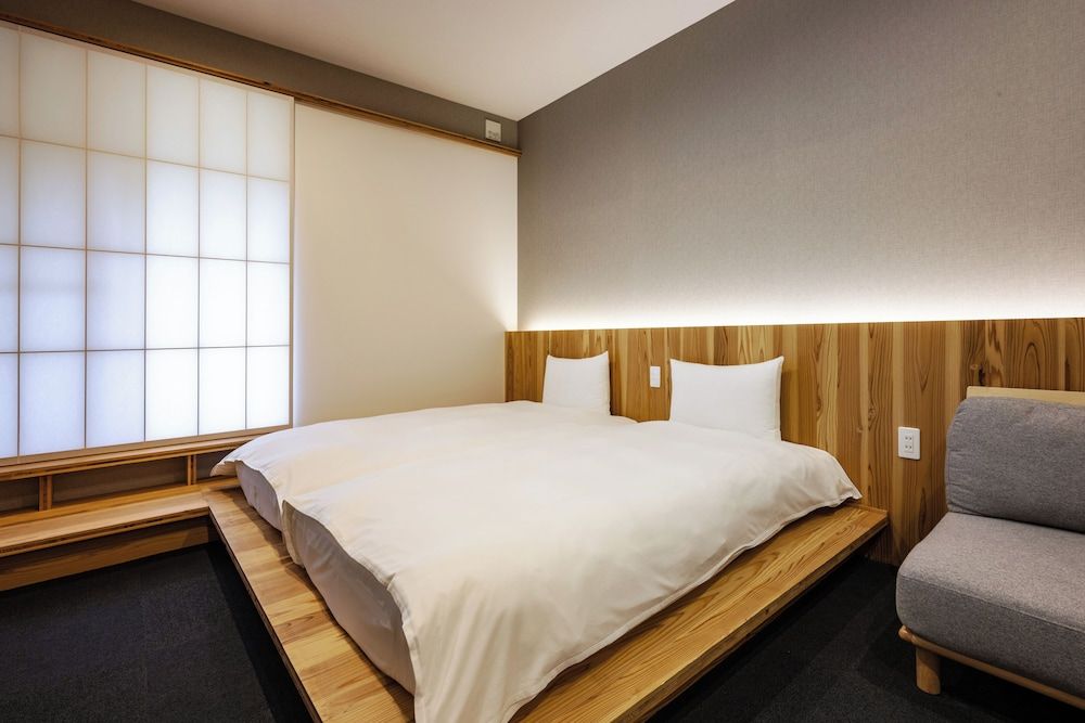 Standard Twin Room, Non Smoking, with sofa