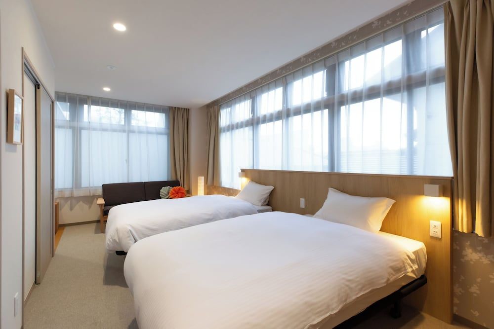 Basic Twin Room