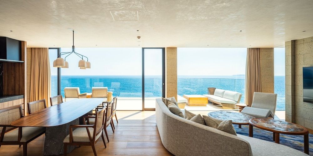 Presidential Suite with Hot Spring, 2 Bedrooms, Private Pool, Ocean View, Non Smoking