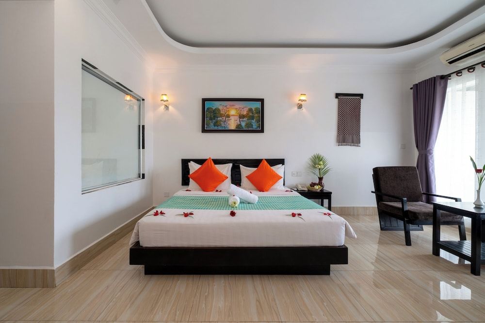 Khmer Angkor Residence Deluxe Double or Twin Room, Balcony, City View 11