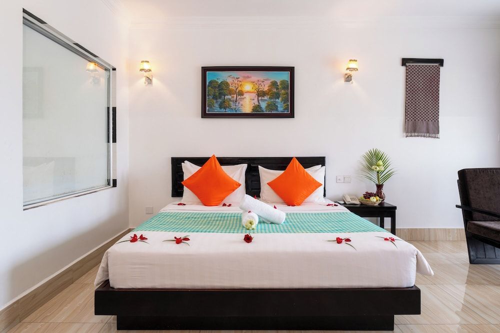 Khmer Angkor Residence Deluxe Double or Twin Room, Balcony, City View 13