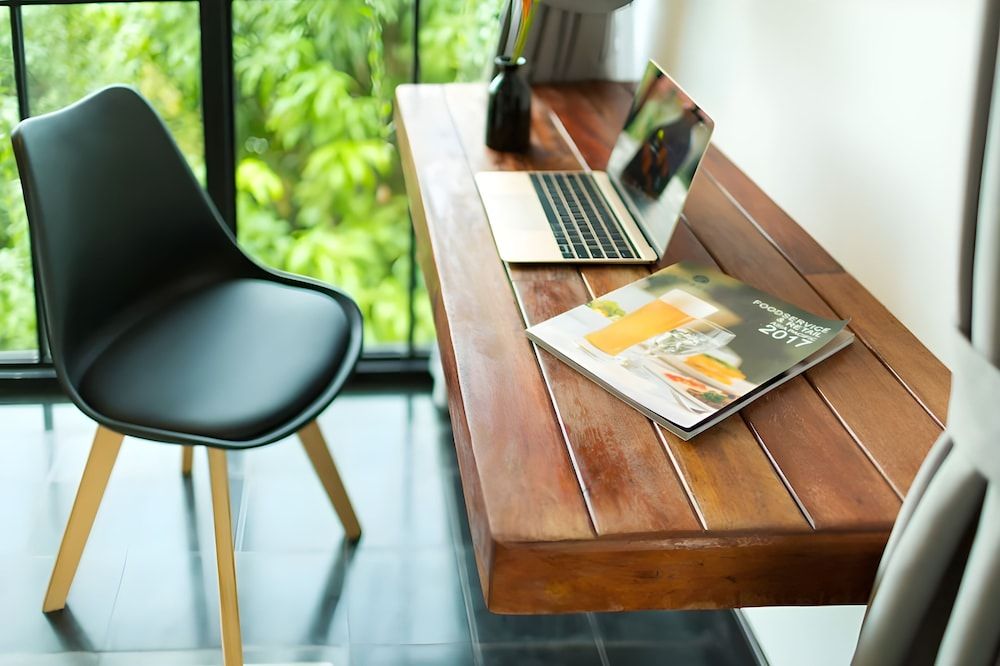 Room-standard Double Room Room, 1 Bedroom, Smoking, Patio 9