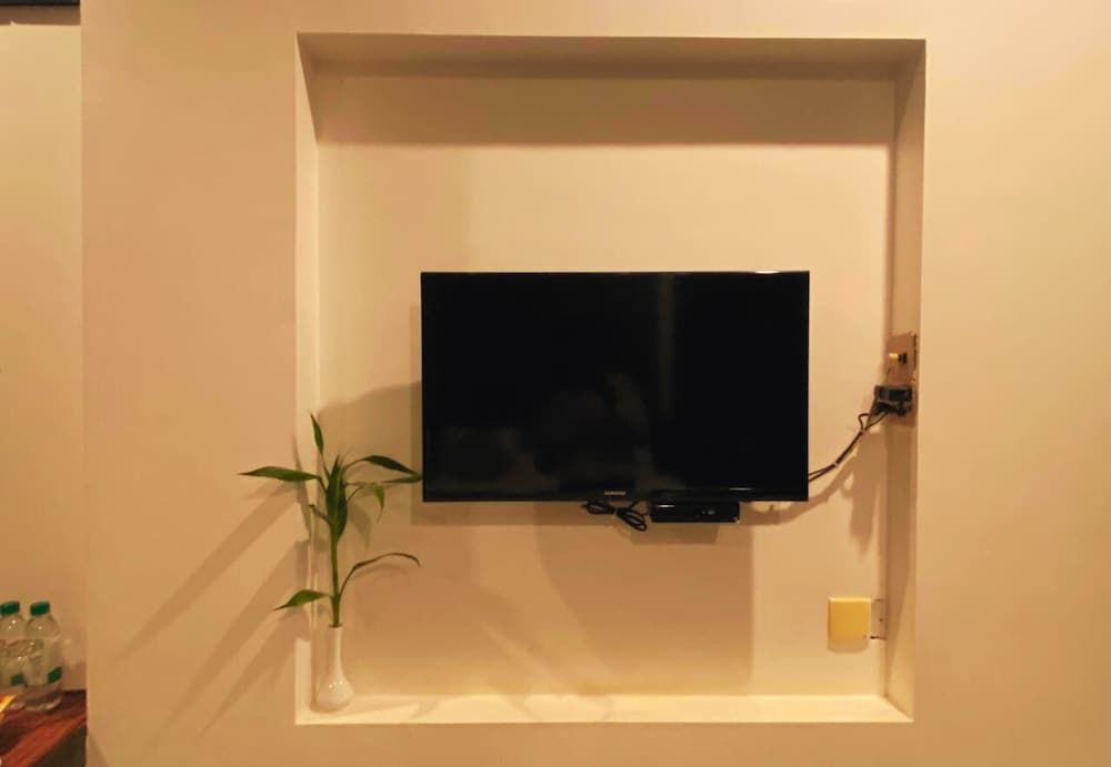 Angkor Home 27 Deluxe Twin, Balcony, Pool View 21