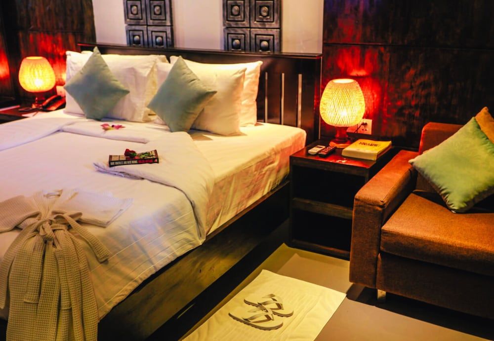 Angkor Home 27 Deluxe Twin, Balcony, Pool View 20