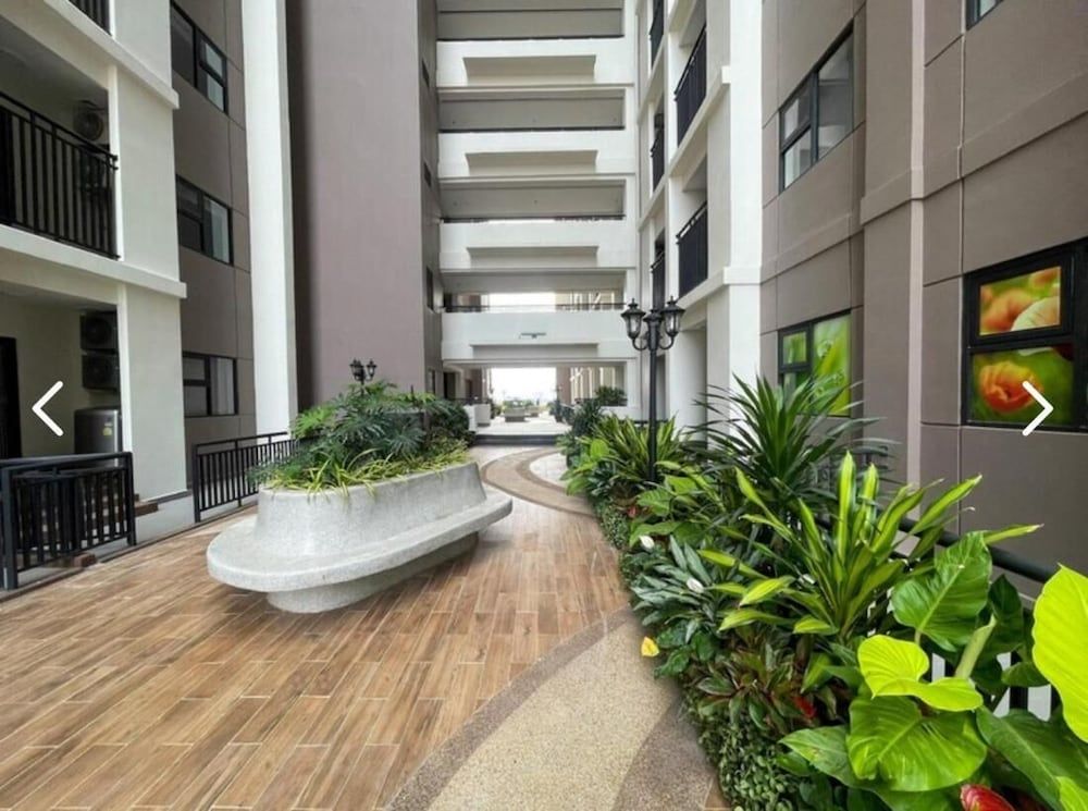 The Star Polaris 23 Condominium - Airport Shuttle Available Apartment, 1 Bedroom, Smoking, Balcony 8