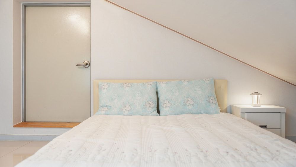 Gapyeong The Hue Spa Pension Basic Room, 1 Bedroom (Room B-302 (Spa/ BBQ)) 9