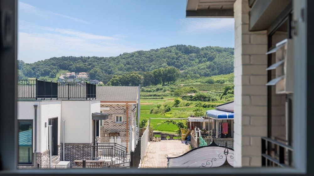 Barammak-i Pension, Muchangpo, Boryeong Basic Room, 1 Bedroom (Pine Breeze 204) 2