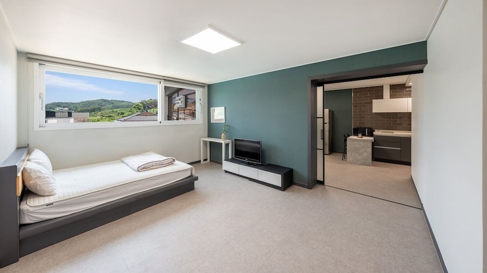 Barammak-i Pension, Muchangpo, Boryeong Basic Room, 1 Bedroom (Pine Breeze 204) 3