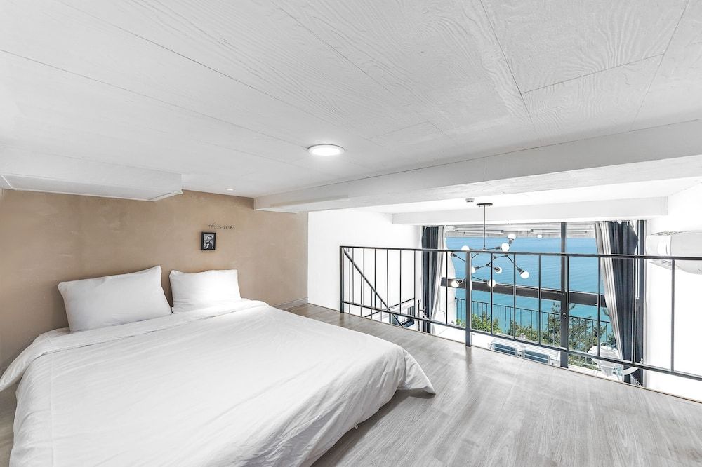 Yeosu Lastella Spa Pet-friendly Pension Basic Room, 1 Bedroom (Ocean Spa B301)