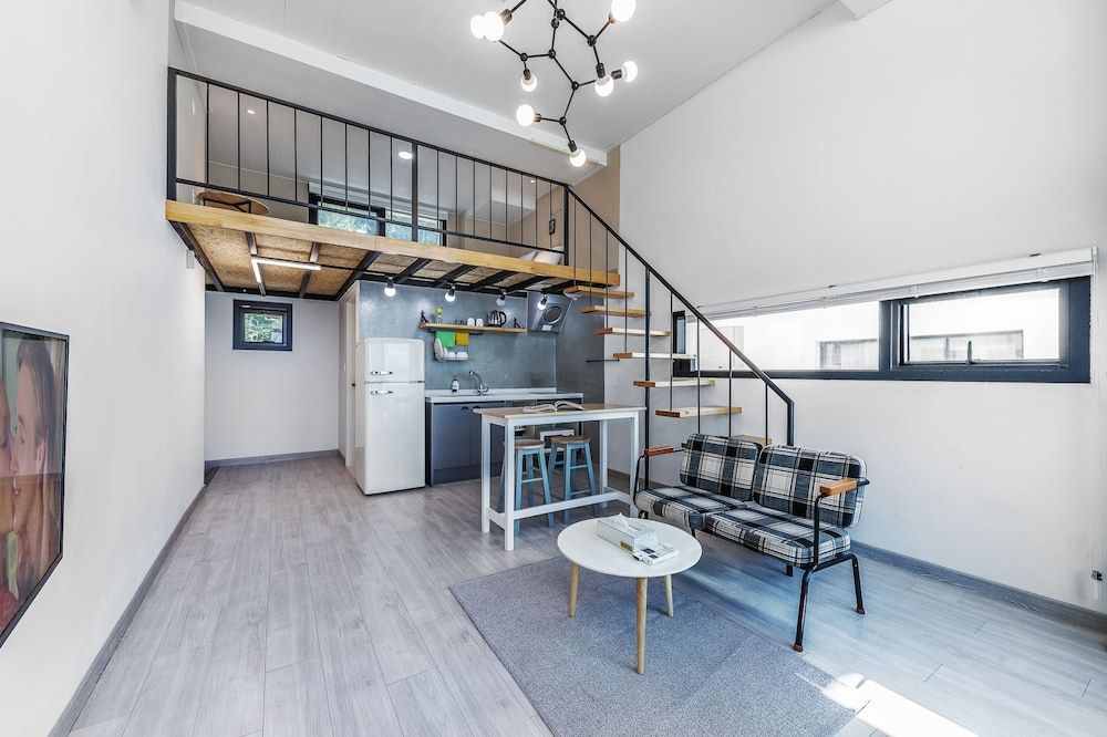 Yeosu Lastella Spa Pet-friendly Pension Basic Room, 1 Bedroom (Ocean Spa B301) 4