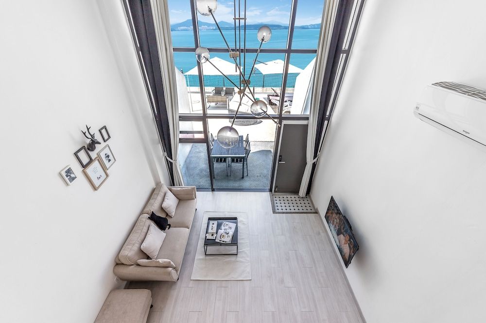 Yeosu Lastella Spa Pet-friendly Pension Basic Room, 1 Bedroom (Ocean Terrace A101) 9