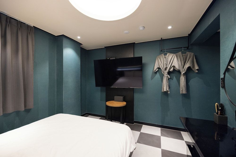 Hotel Daily Standard Double Room, City View 13