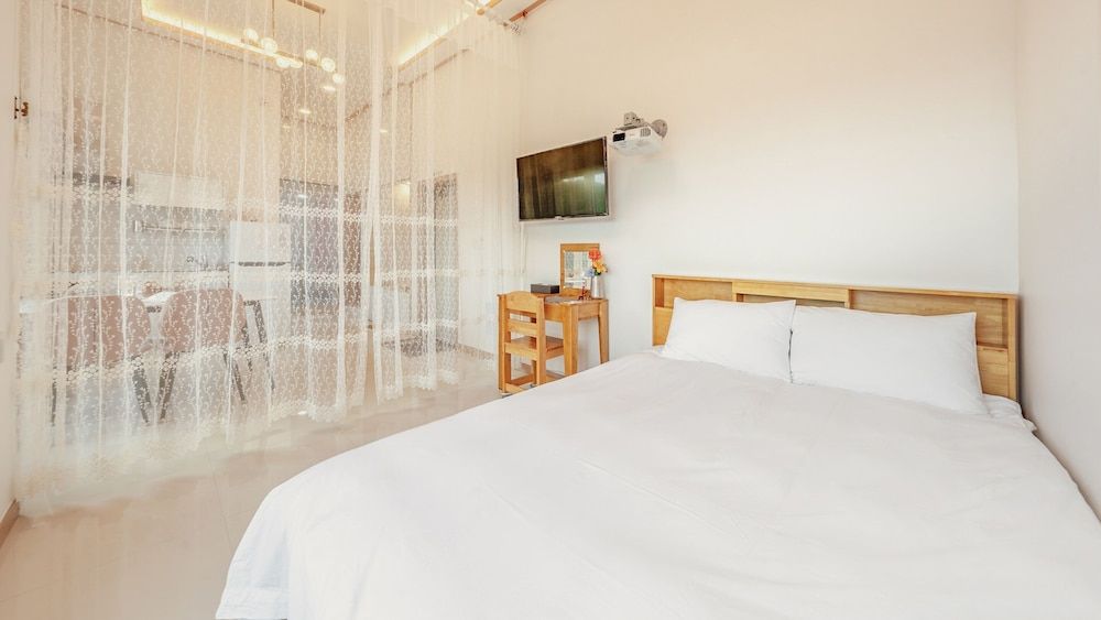 Gapyeong Ribbon Spa Pool Villa Basic Room, 1 Bedroom (Room 401 (Spa/Pool Villa/BBQ)) 9