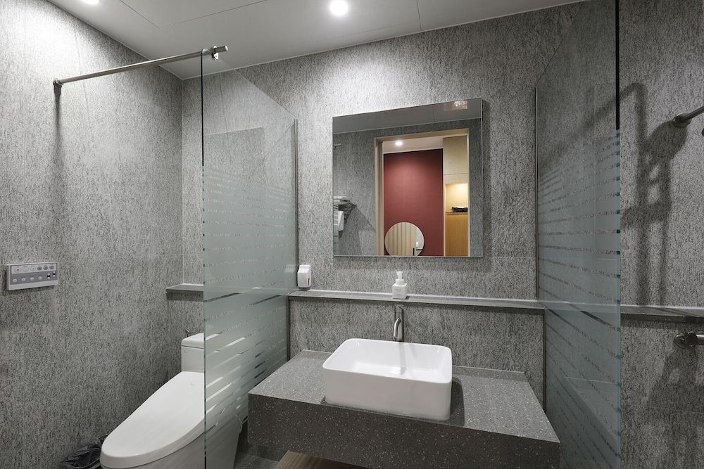 Pohang Hound Hotel Songdo Beach Standard Room 7