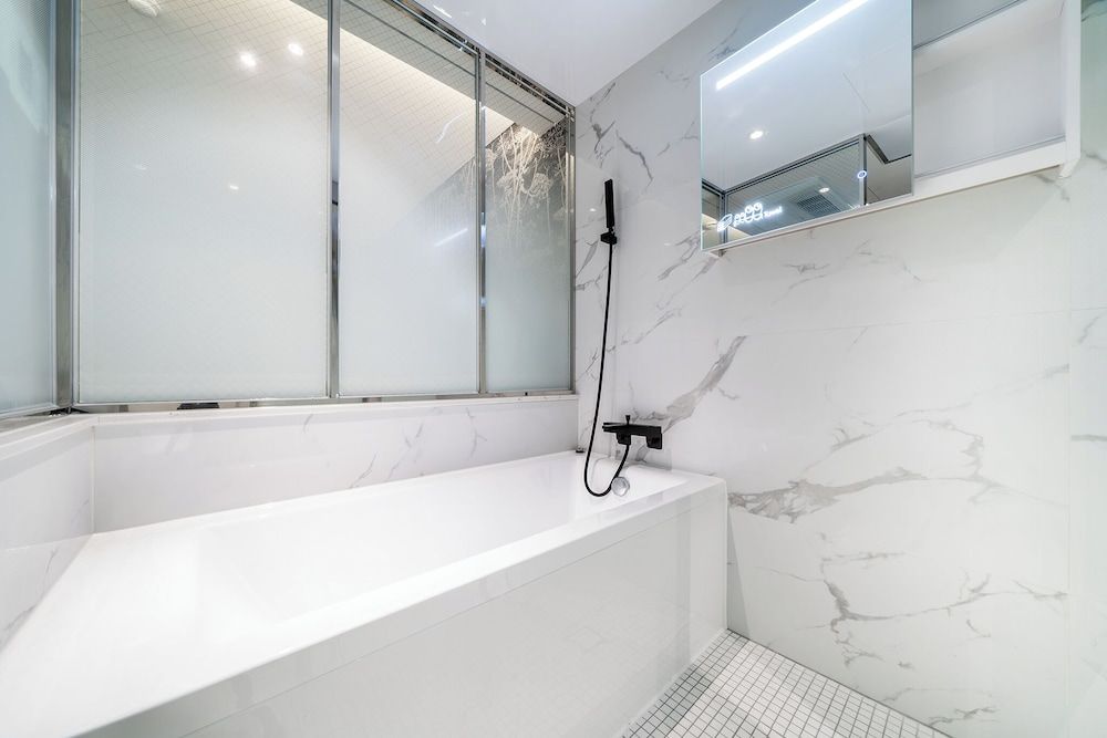 Chocolate Hotel Sungnam Deluxe Double or Twin Room, Shower Grab Bars, Private Bathroom 5