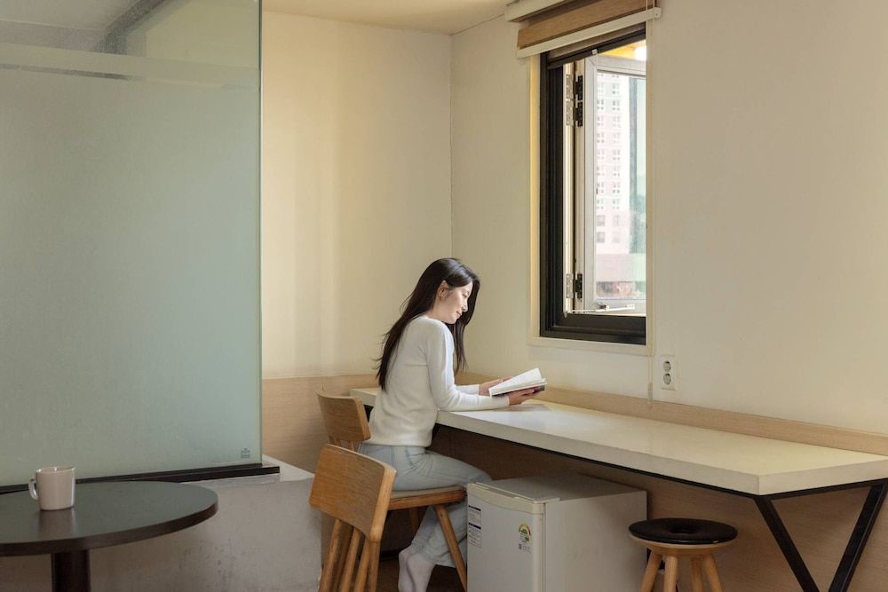 Icheon XYM Hotel Deluxe Twin 7