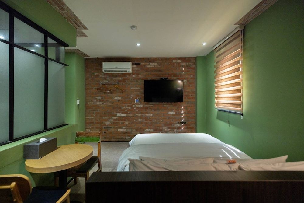 Icheon XYM Hotel Makeup 9