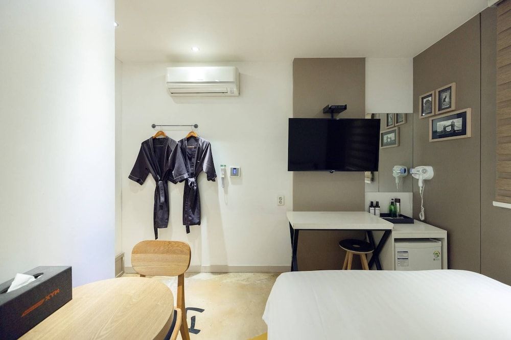 Icheon XYM Hotel Business 6