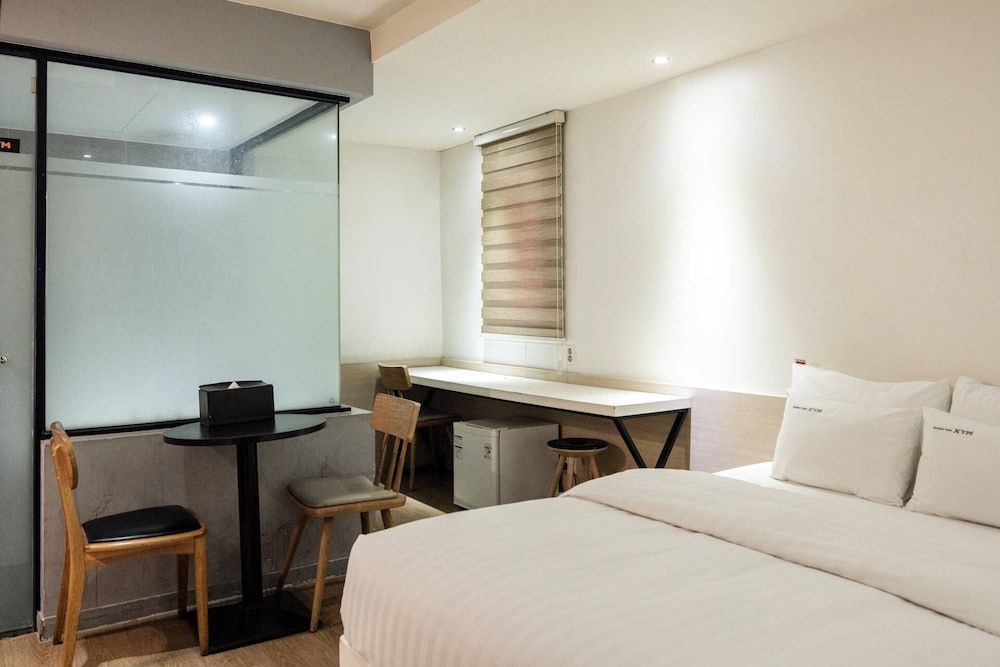 Icheon XYM Hotel Deluxe Twin 18