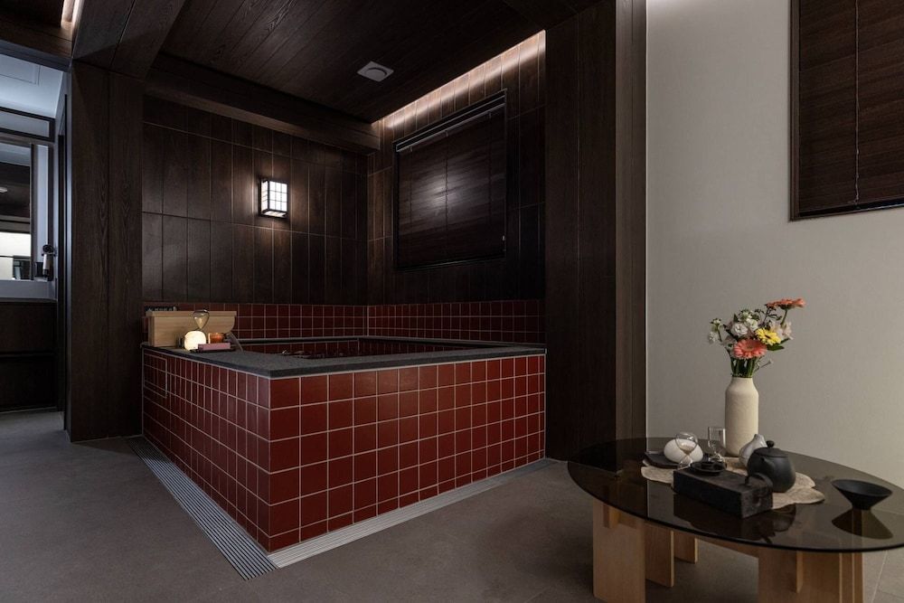 Stay Passport Nagoya Anyang branch Tsubomi or Hana + Byeolchaetang PKG 17