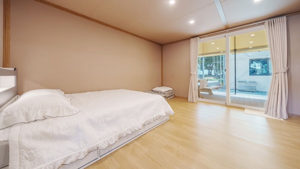 Namhae Chojun Bada Forest Glamping Basic Room, 1 Bedroom (SITE C) 2