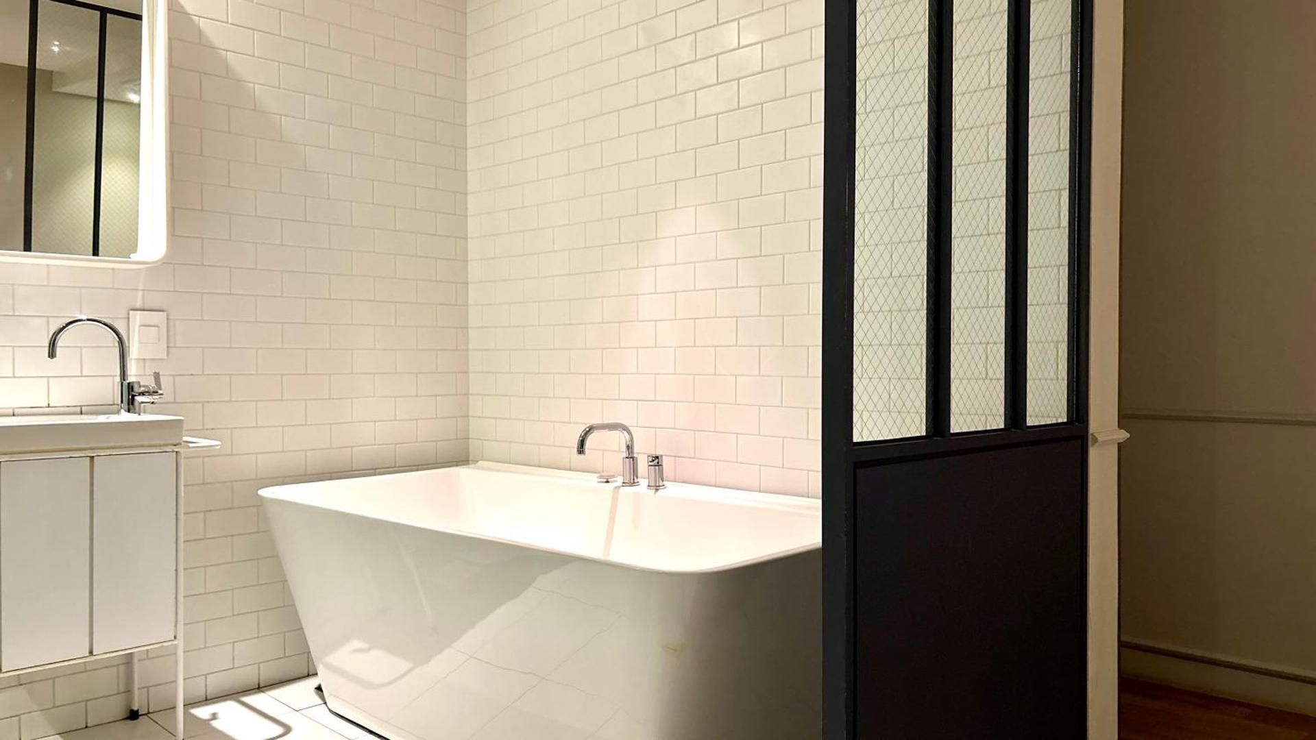 Hotel Biz Suwon Double Room 2