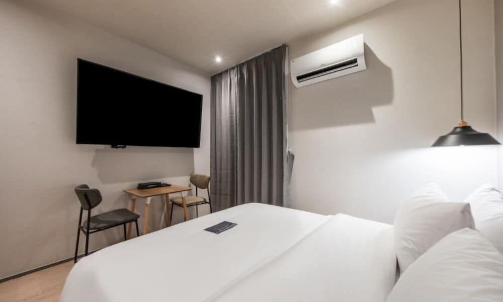 POHANG MANSION 6 HOTEL Standard Double Room 3