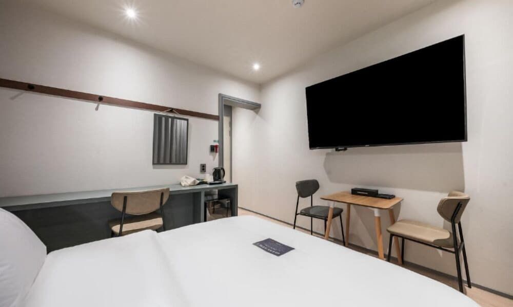 POHANG MANSION 6 HOTEL Standard Double Room 2